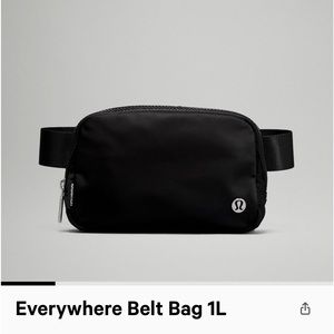 NEW!! LuLuLemon-EVERYWHERE BELT BAG-black